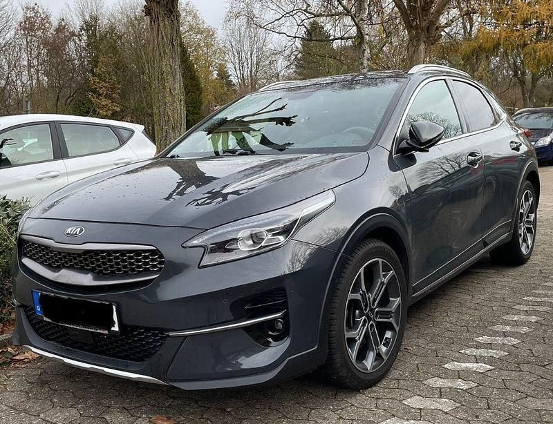 Grau Gebraucht 2020 Kia XCeed Launch Edition SUV | 18.500 € (Guter Preis) - Bild 1/4