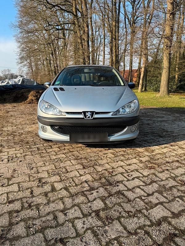 Gebraucht Peugeot 206 75 PS (55 kW) 2006 Grau Coupé