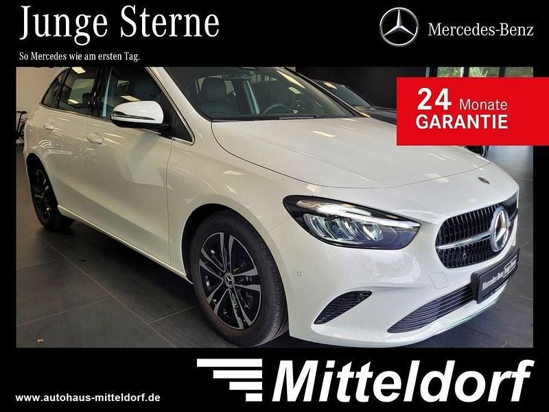 Unilack polarweiß Gebraucht 2024 Mercedes B200 Advanced Van / Kleinbus | 34.880 € (Fairer Preis) - Bild 1/4