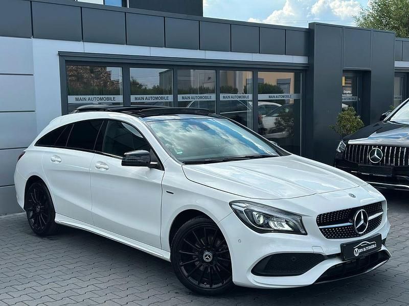 Weiß Gebraucht 2018 Mercedes CLA220 Shooting Brake AMG Kombi | 24.890 € (Guter Preis) - Bild 1/4