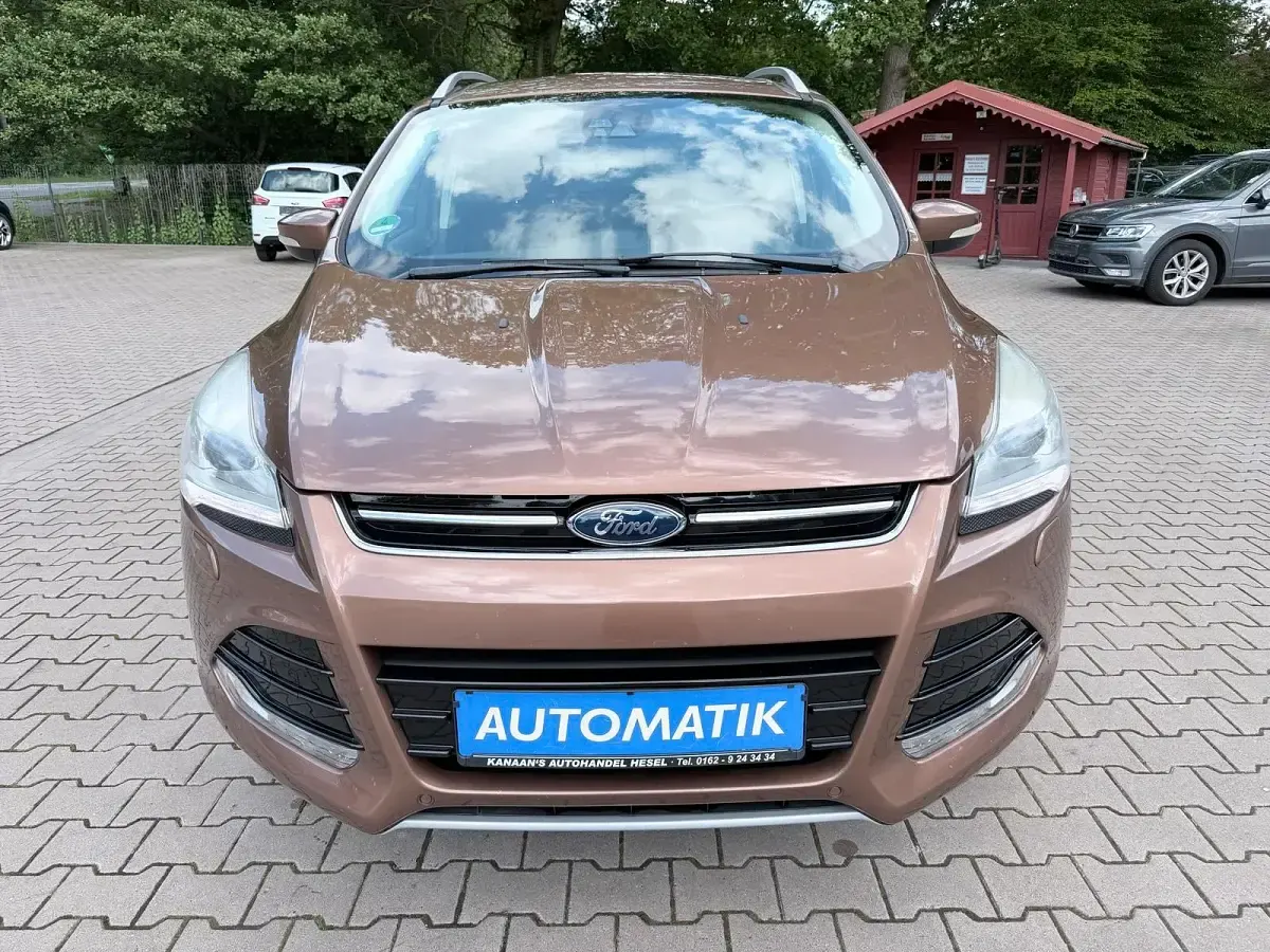 Gebraucht Ford Kuga Titanium 163 PS (119 kW) 2014 Braun SUV