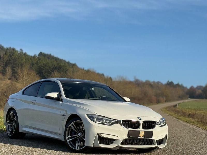 Weiß Gebraucht 2018 BMW M4 Performance Coupé | 47.999 € (Superpreis) - Bild 1/4