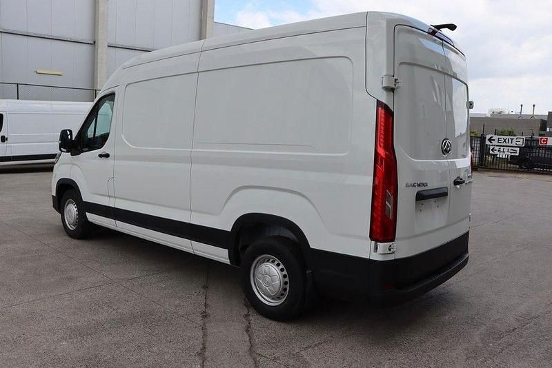 Neu Maxus V90 147 PS (108 kW) 2026 Weiß Van