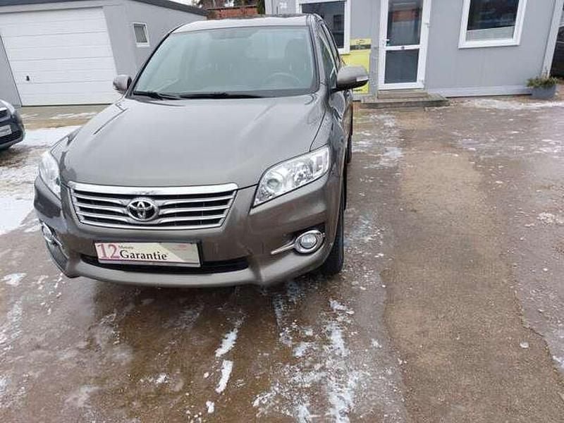 Gebraucht Toyota RAV4 Life 151 PS (111 kW) 2013 Bronze mica metallic SUV