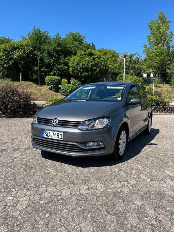 Grau Gebraucht 2017 VW Polo Comfortline Kleinwagen | 7.750 € (Fairer Preis) - Bild 1/4