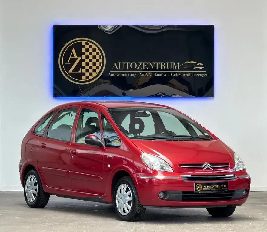 Gebraucht Citroën Xsara Picasso Exclusive 109 PS (80 kW) 2007 Rot Van / Kleinbus