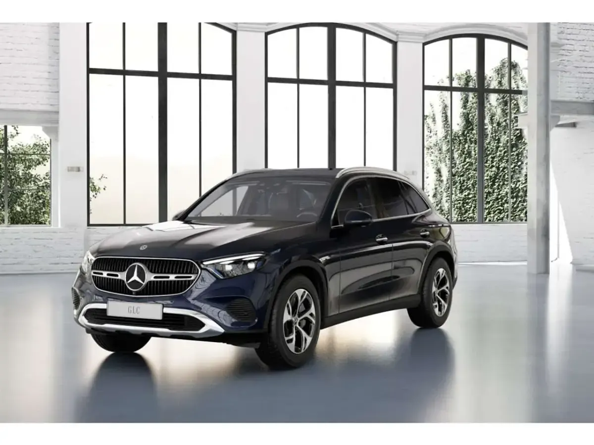 Gebraucht Mercedes GLC300de Avantgarde 333 PS (244 kW) 2024 Blau SUV