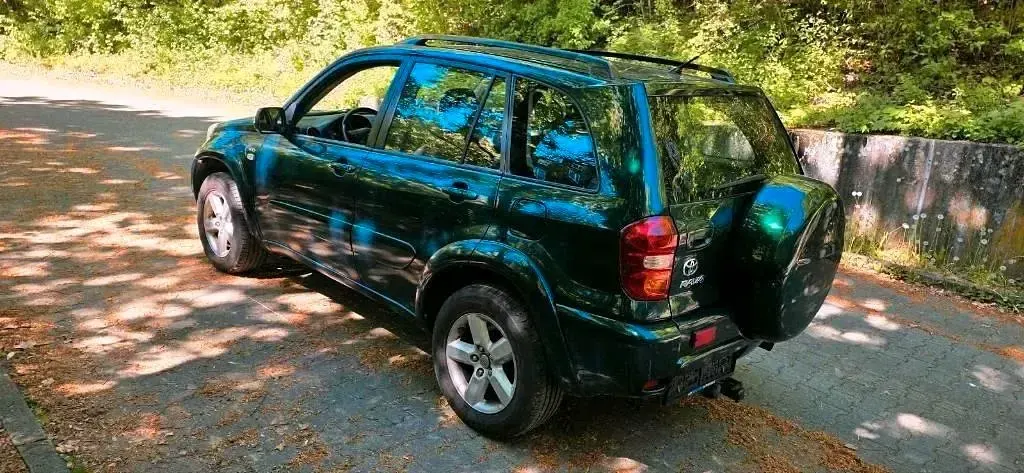 Gebraucht Toyota RAV4 110 PS (80 kW) 2005 Grün SUV