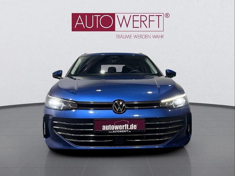 Gebraucht VW Passat IQ Drive 150 PS (110 kW) 2024 Blau Kombi