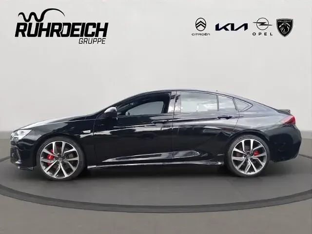 Gebraucht Opel Insignia Sport 230 PS (169 kW) 2021 Onyx schwarz (metallic) Limousine