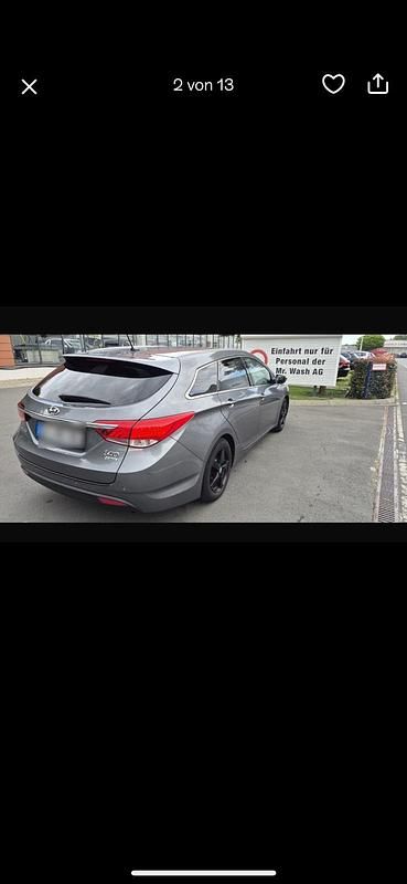 Silber Gebraucht 2013 Hyundai i40 Kombi | 6.600 € (Fairer Preis) - Bild 1/4