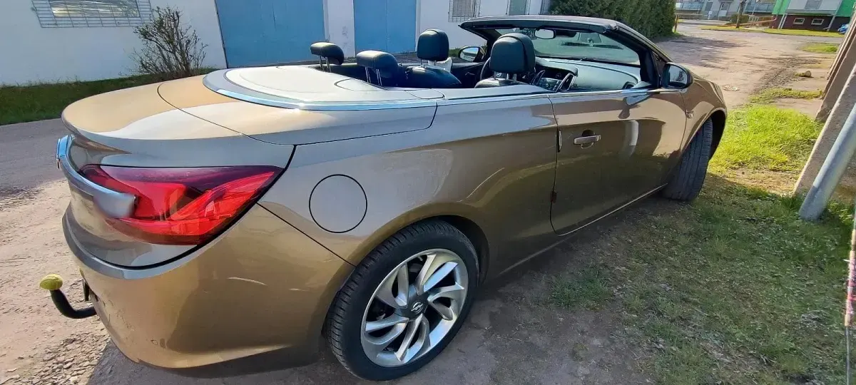 Gebraucht Opel Cascada 167 PS (122 kW) 2016 Braun Cabrio