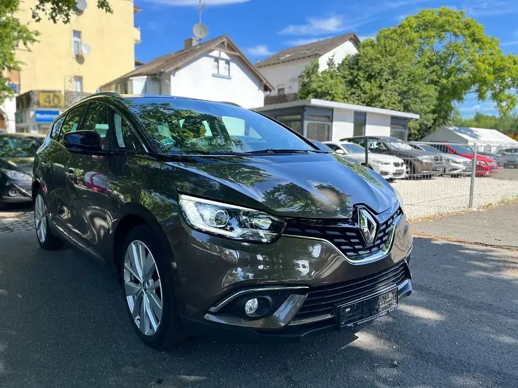 Gebraucht Renault Scénic LIMITED 140 PS (102 kW) 2019 Braun Van / Kleinbus