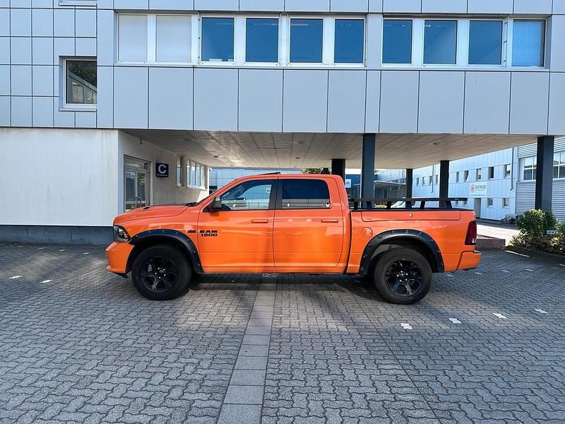 Orange Gebraucht 2014 RAM 1500 Abholung | 35.000 € - Bild 1/4