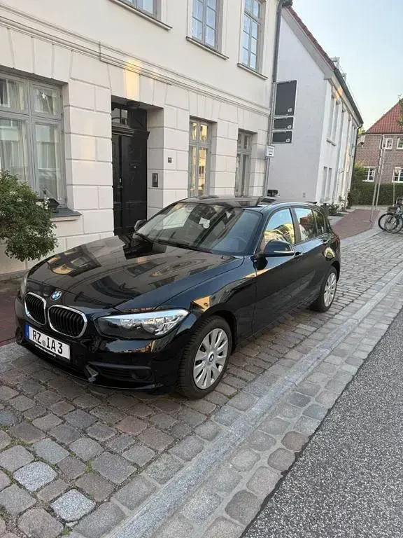 Gebraucht BMW 118 136 PS (100 kW) 2015 Schwarz Kleinwagen