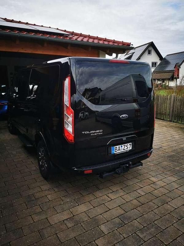 Gebraucht Ford Tourneo Active 170 PS (125 kW) 2023 Van / Kleinbus