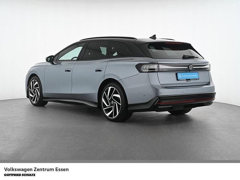 Gebraucht VW ID.7 Pro 210 kW (286 PS) 2025 Blau Kombi