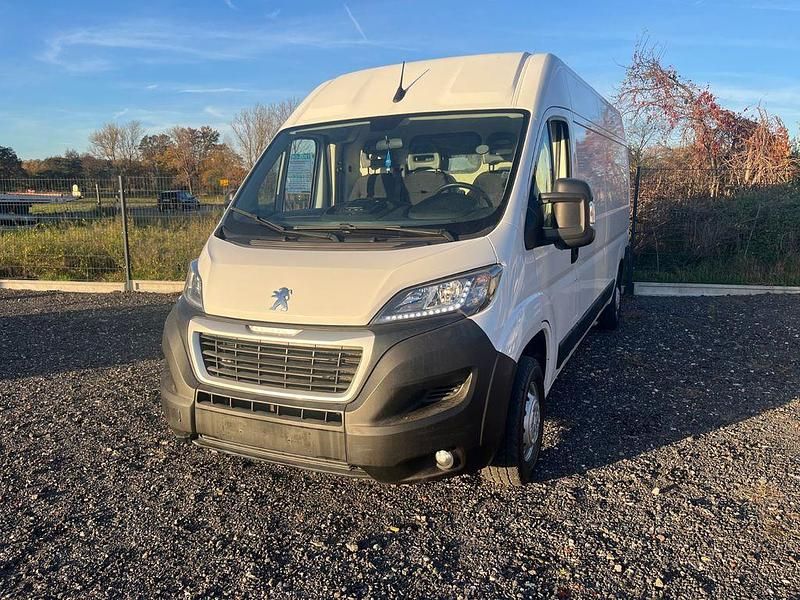 Weiß Gebraucht 2021 Peugeot Boxer S Van | 10.499 € (Fairer Preis) - Bild 1/4