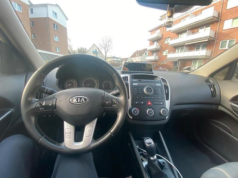 Gebraucht Kia Ceed 2010 Grau Kleinwagen