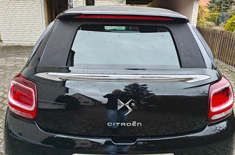 Gebraucht Citroën DS3 So Chic 102 PS (75 kW) 2015 Schwarz Cabrio