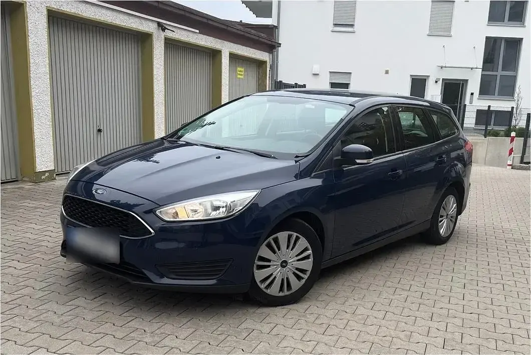 Usata Ford Focus 2017 Blu Station wagon