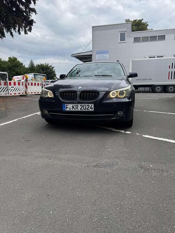 Gebraucht 2008 BMW 530 Exclusive Kombi | 5.300 € (Fairer Preis) - Bild 1/4