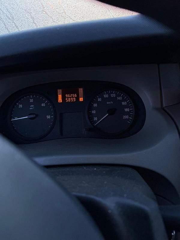 Gebraucht Opel Vivaro 2008 Weiß Van / Kleinbus