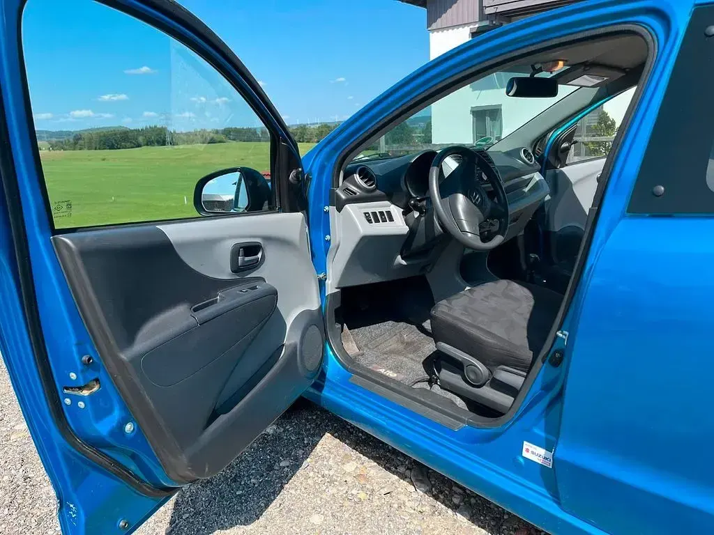Gebraucht Suzuki Alto 68 PS (50 kW) 2012 Blau Kleinwagen