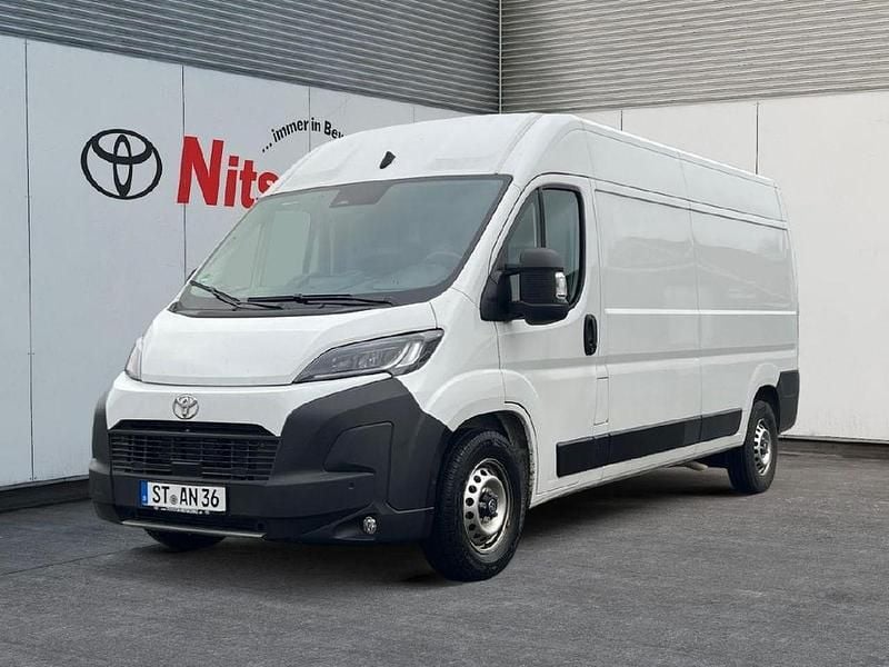 Gebraucht Toyota Proace 140 PS (102 kW) 2025 Weiß Van / Kleinbus