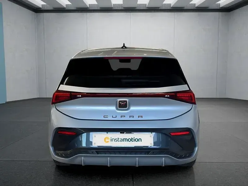 Second-hand Cupra Born 169 kW (231 CP) 2025 Argintiu Hatchback
