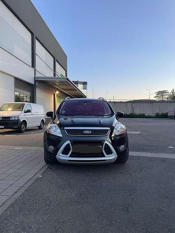 Schwarz Gebraucht 2010 Ford Kuga Titanium SUV | 5.000 € (Fairer Preis) - Bild 1/4