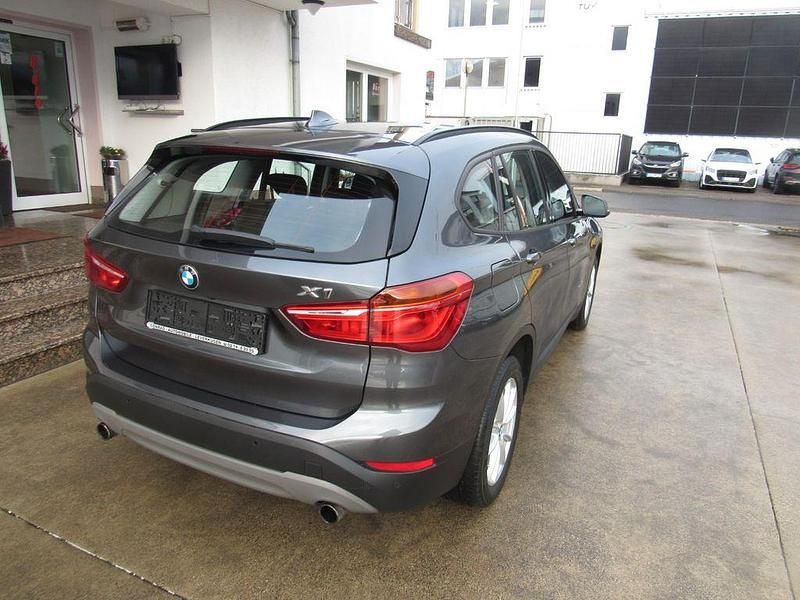 Gebraucht BMW X1 Advantage 192 PS (141 kW) 2015 Grau SUV