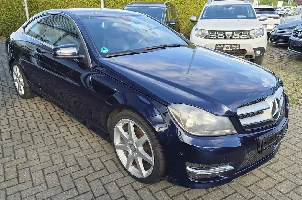 Gebraucht Mercedes C220 170 PS (125 kW) 2015 Blau Coupé