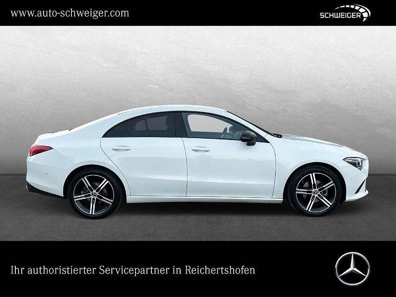Gebraucht Mercedes CLA180 Progressive 136 PS (100 kW) 2021 Weiß Limousine