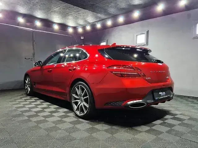 Usata Genesis G70 Sport 245 CV (180 kW) 2022 Rosso Berlina