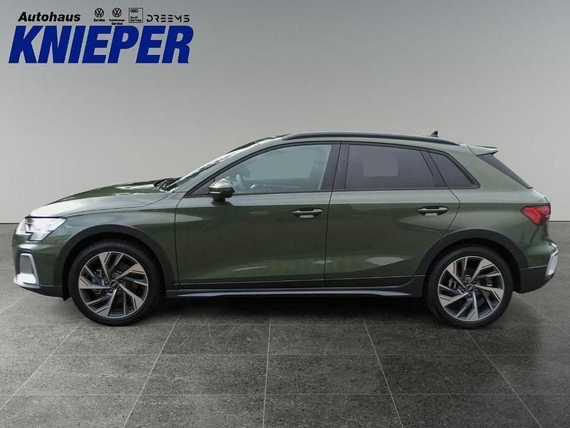 Neu Audi A3 Ambiente 150 PS (110 kW) 2025 Distriktgrün metallic Kombi