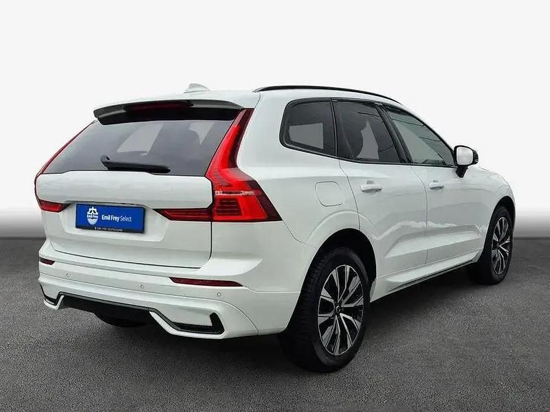 Gebraucht Volvo XC60 Plus 197 PS (144 kW) 2023 Weiß SUV