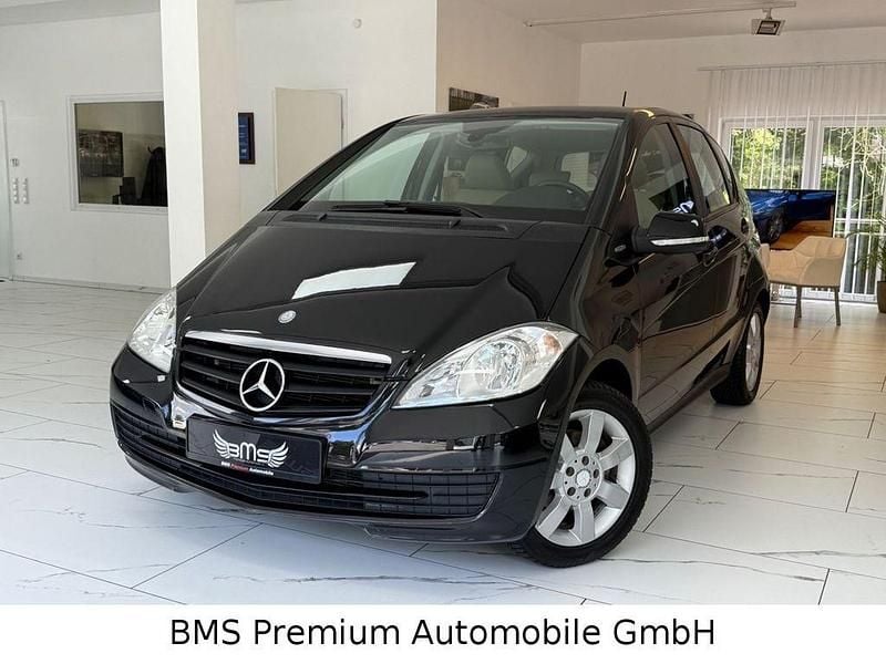 Schwarz Gebraucht 2009 Mercedes A160 Limousine | 5.475 € (Fairer Preis) - Bild 1/4