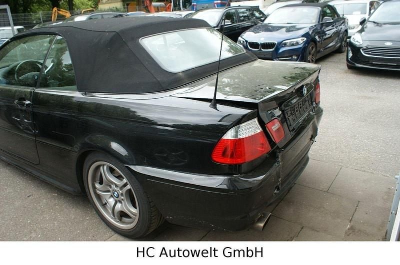 Usata BMW 318 Sport Line 143 CV (105 kW) 2003 Nero Cabrio