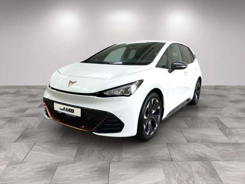 Gebraucht Cupra Born e-Boost 169 kW (231 PS) 2024 2y eisweiß Kleinwagen