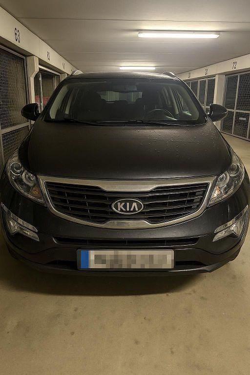 Gebraucht Kia Sportage Vision 135 PS (99 kW) 2012 Schwarz SUV