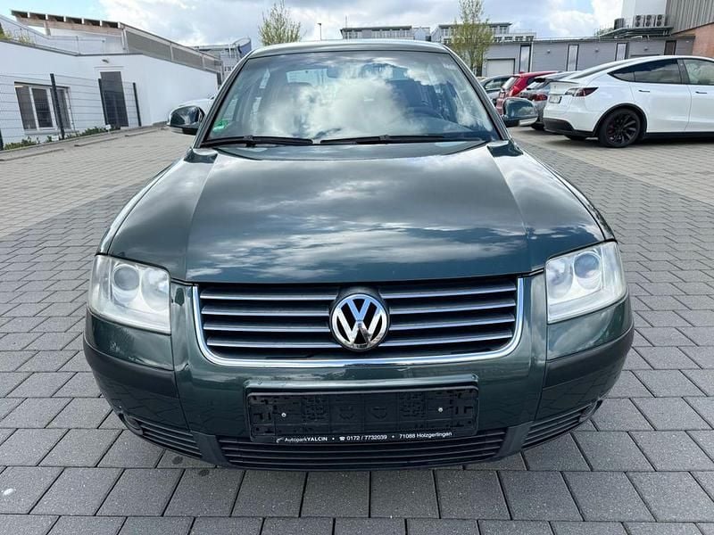 Gebraucht VW Passat Comfortline 131 PS (96 kW) 2004 Grün Limousine