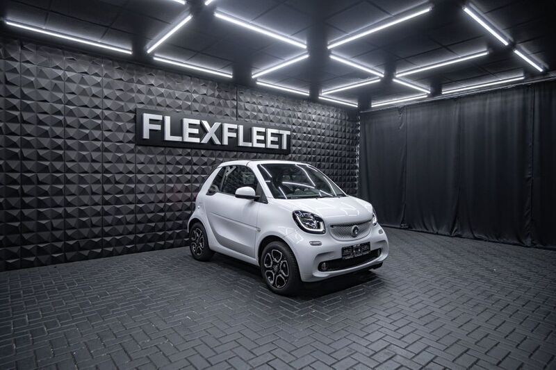 Other Gebraucht 2016 Smart ForTwo Cabrio Cabrio | 16.990 € (Etwas zu teuer) - Bild 1/4