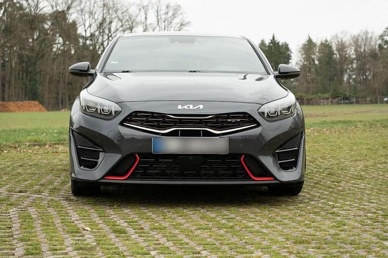 Gebraucht Kia ProCeed GT 204 PS (150 kW) 2022 Schwarz Kombi