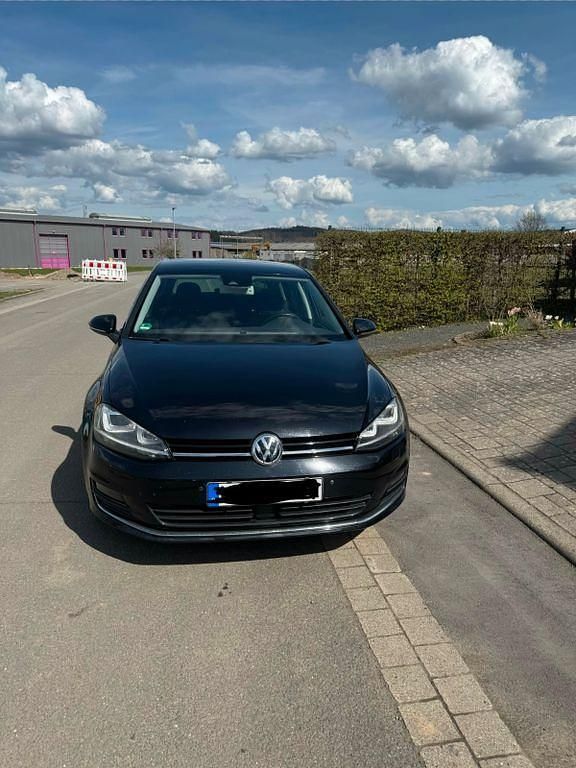 Gebraucht VW Golf VII Highline 150 PS (110 kW) 2014 Schwarz Limousine