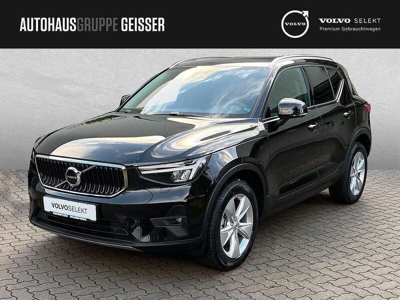 Onyx schwarz Gebraucht 2024 Volvo XC40 Core SUV | 36.450 € (Fairer Preis) - Bild 1/4