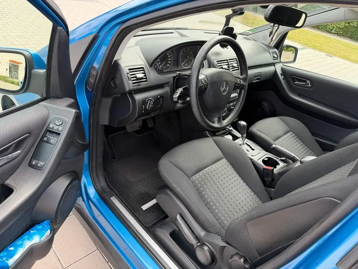 Gebraucht Mercedes A170 2009 Blau Kleinwagen