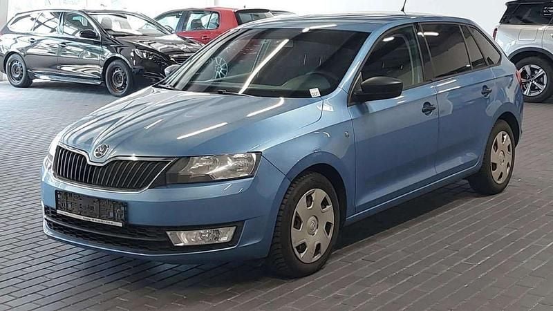 Second-hand Skoda Rapid Active 90 CP (66 kW) 2013 Albastru Hatchback