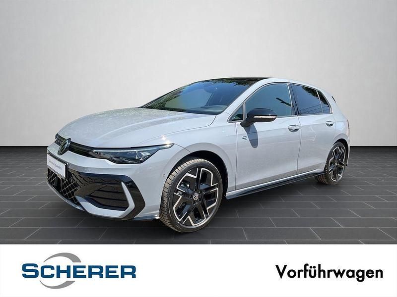 Grau Gebraucht 2025 VW Golf VIII R-line Limousine | 36.990 € (Teuer) - Bild 1/4