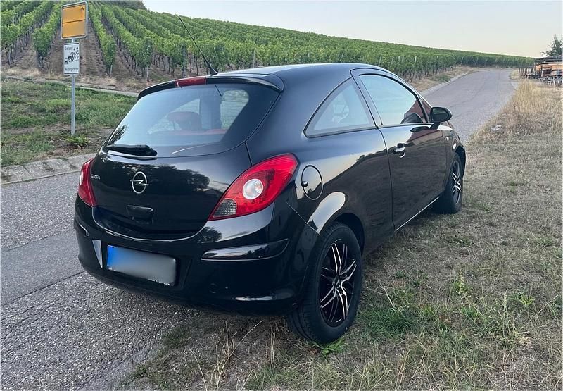 Schwarz Gebraucht 2008 Opel Corsa Kleinwagen | 1.890 € (Guter Preis) - Bild 1/4